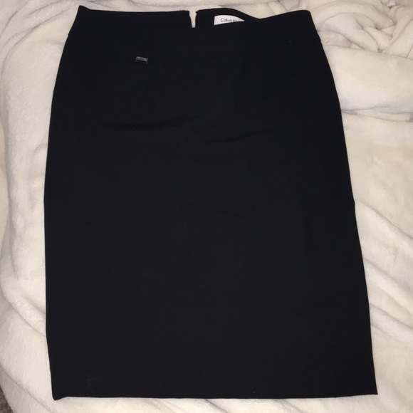 Calvin Klein pencil skirt - Picture 1 of 3